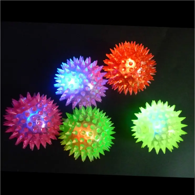 7.5cm एलईडी Masaage गेंदों चमकती Spiky रबर शेख़ी गेंद बच्चों के लिए प्रकाश अप खिलौने