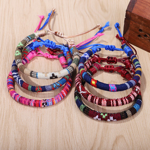 Braccialetto di amicizia intrecciato di alta qualità <span class=keywords><strong>2025</strong></span> donne uomini bracciali fatti a mano in macramè con filo di cotone