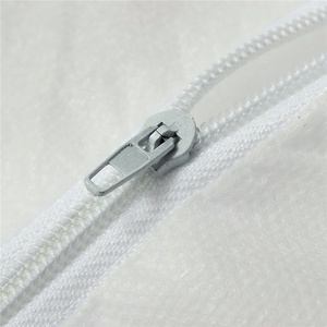 ชุดจั๊มสูทป้องกันผ้าใยสังเคราะห์แบบใช้แล้วทิ้งวัสดุนิ่ม sms/ PP - Product Image 5