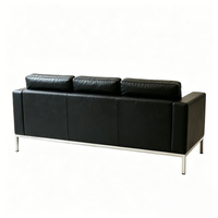 Canapé Chesterfield carré moderne trois places, structure en fer, revêtement en cuir PU, coussins en mousse haute densité, confortable et durable