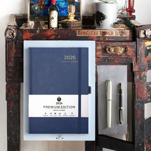 Agenda de Cuero A5 con Tapa Dura, Planificador de 365 Días, Semanal y Mensual 2026, Encuadernación Cosida, Diario, Papelería, Banda Elástica, Tapa Personalizable - Product Image 3