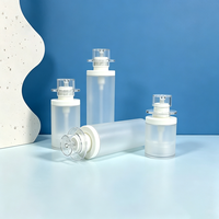 Flacon pompe airless 100 ml en plastique dépoli rechargeable pour cosmétiques avec distributeur à pompe, logo personnalisé