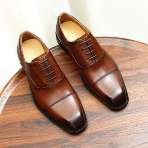 Chaussures habillées en cuir véritable faites à la main pour hommes - Oxfords anti-rayures, doublure respirante pour un confort tout au long de la journée - Product Image 2