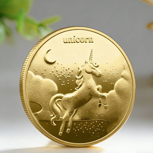 Moneda Conmemorativa Grabada con Unicornio, Aleación de Zinc de Alta Calidad, Baño de Oro Pulido, Revestimiento Resistente a la Decoloración, Borde Dentado Decorativo - Product Image 1