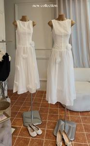 Nuevo Vestido Blanco con Volantes y Flores 100% Poliéster (Falda y Malla) + 65% Poliéster 35% Rayón (Corpiño) - Product Image 3