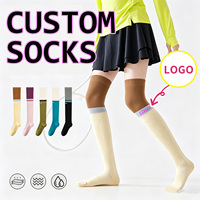 Chaussettes de compression professionnelles personnalisées pour femmes, tricotées, absorbant la transpiration, pour l'été, le fitness et la corde à sauter (vente en gros)