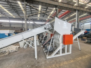 <span class=keywords><strong>Machine</strong></span> de <span class=keywords><strong>recyclage</strong></span> de <span class=keywords><strong>bouteilles</strong></span> en <span class=keywords><strong>plastique</strong></span> multifonctionnelle |   Ligne de broyage, lavage et déshydratation de <span class=keywords><strong>bouteilles</strong></span> en PET, PP, HDPE avec décolleuse d'étiquettes - Product Image 4