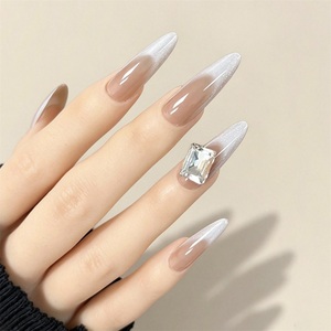 Ongles à presser de luxe faits main en ABS, longs, en amande, dégradé diamant, style français, réutilisables, lot de 10 pièces, vente en gros - Product Image 1
