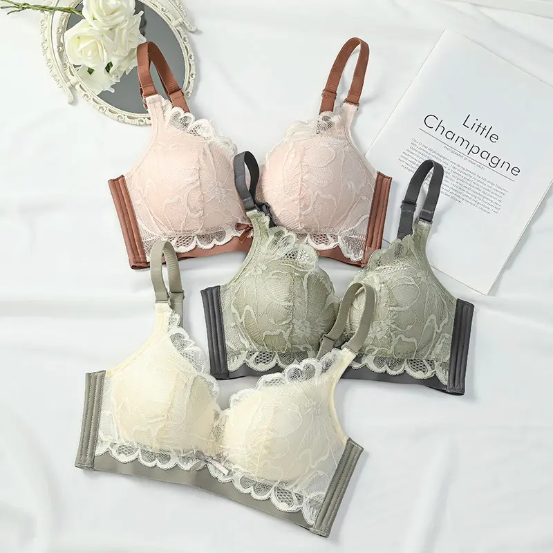 Intimo raccolto in pizzo, piccoli seni mostrano grandi, reggiseno regolabile e mutandine ispessimento delle donne di nuovo stile di fabbrica