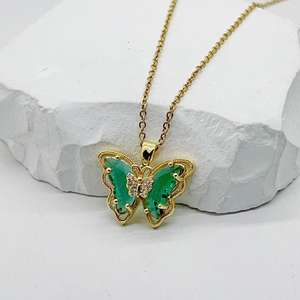 2025 mujeres moda gradiente mariposa nueva personalidad diseño colorido colgante collar - Product Image 4