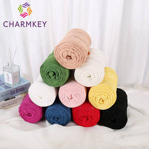 Rollo grande supergrueso de 400g, venta al por mayor, Material tejido a mano, hilo de <span class=keywords><strong>camiseta</strong></span> para tejer a mano, cesta de almacenamiento de ganchillo - Product Image 1