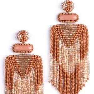 Boucles d'oreilles élégantes en perles de rocaille Boucles d'oreilles scintillantes personnalisées pour femmes Meilleure qualité par Hiba Enterprises - Product Image 1