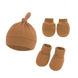 Ensemble chapeau et gants, cadeau <span class=keywords><strong>de</strong></span> <span class=keywords><strong>naissance</strong></span>, 5 pièces/lot, couleur unie, pour nouveau-né, garçon ou <span class=keywords><strong>fille</strong></span>, chaussettes en coton avec motif d'ours mignon - Product Image 4