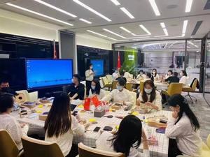 Mini ukelele pequeño de madera con pintura DIY de 23 pulgadas, guitarra personalizada para niños, cursos creativos de educación para la primera infancia - Product Image 5