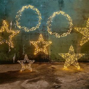 พวงหรีดโลหะ LED เรืองแสง ใช้พลังงานจากแบตเตอรี่ ของตกแต่งคริสต์มาสแบบแขวน ตกแต่งบ้านในเทศกาล - Product Image 6