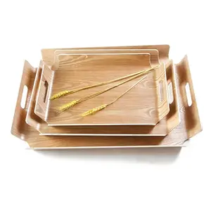 Tavola di cibo per la colazione in legno con nidificazione di bambù o cenere personalizzata che serve grande vassoio con manico