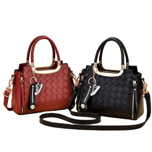 Bolso de Hombro Cuadrado de Lujo Unisex de Piel Sintética PU, Moderno y Personalizado de Fábrica <span class=keywords><strong>OKASA</strong></span>, Gran Capacidad, Cierre de Botón, para Uso en Exteriores - Product Image 1
