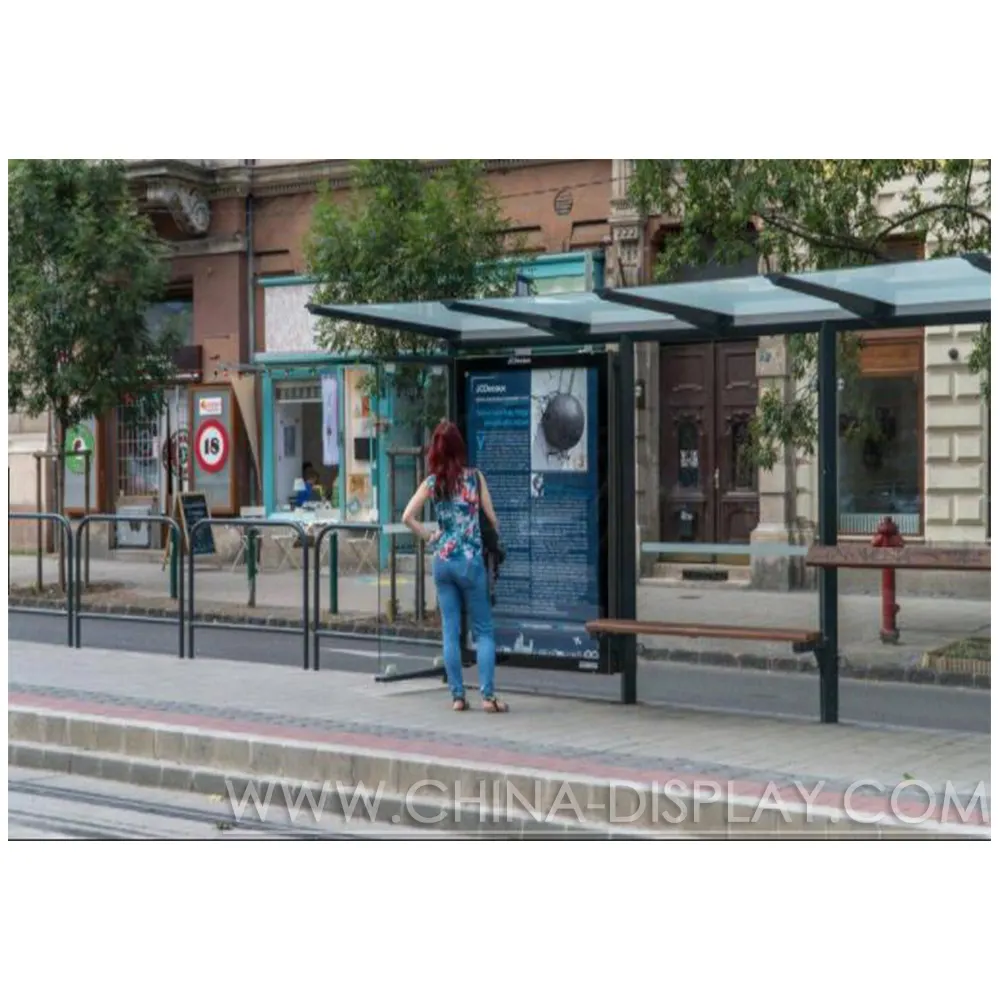 Inteligente novo design abrigo quiosque com caixa de luz sistema de energia solar e de bancada de vidro temperado abrigos de ônibus