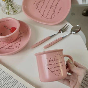 Corea Ins Girl Heart Pink Love <span class=keywords><strong>Vajilla</strong></span> de cerámica Juego de cubiertos creativo con letras en inglés - Product Image 6