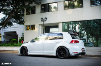 Kit carrosserie large pour VW Golf 7 GTI MK7 2014-2017 : pare-chocs avant, lèvre avant, diffuseur arrière, calandre, jupes latérales, spoiler de toit