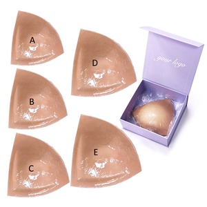 Inserti reggiseno appiccicosi Oem Double face appiccicosi reggiseno triangolo sottile adesivo inserto reggiseno - Product Image 1