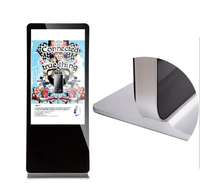 Dikey Multimedya Reklam Ekranı WiFi İşlevi 500 Cd/m Parlaklık Mini-LED Arka Aydınlatmalı IPS Panel RGB Renk Gamı
