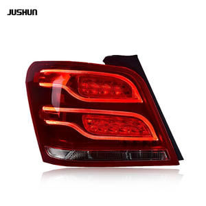 09-12 Mercedes-Benz GLK Conjunto de luz trasera Nueva lámpara LED de conducción y advertencia Lente transparente Lámpara trasera para X204 modificado - Product Image 1