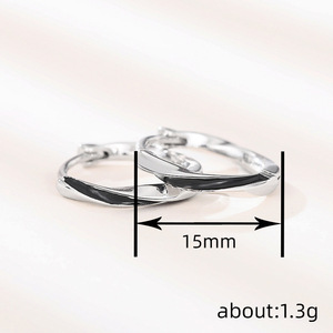 Orecchini a Cerchio Geometrici da Donna in Smalto, Gioielli Chic Minimalisti alla Moda, Regalo per Uso Quotidiano - Product Image 4