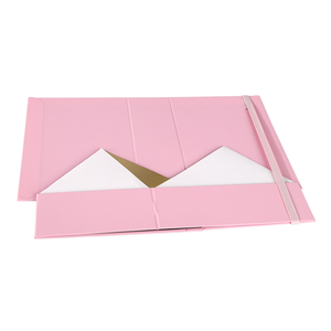 Caja de regalo de cartón con cierre magnético plegable blanca cuadrada pequeña, materiales reciclados, vela de lujo con estampado de laminación brillante - Product Image 2