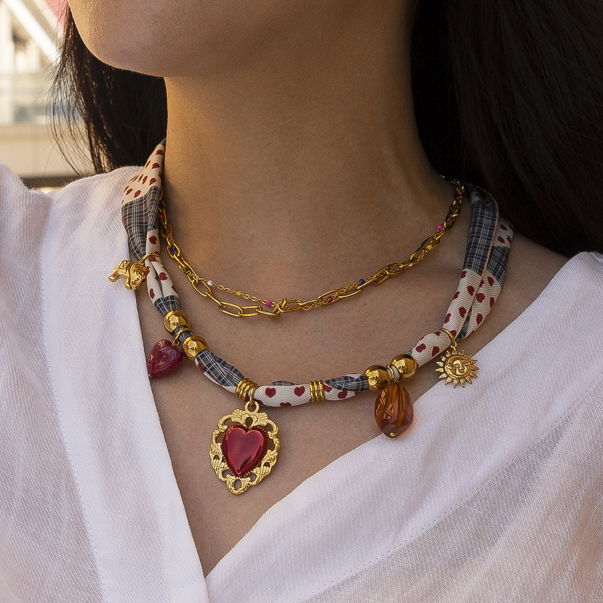 necklace sacred heart