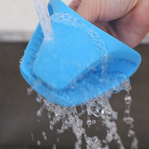 ถุงมือซิลิโคนกันความร้อน คลิปหนีบมือ กันลื่น น้ำหนักเบา สำหรับเตาอบ ครัว ร้านเบเกอรี่ ร้านอาหาร อบขนม เตาไมโครเวฟ ใช้กับเครื่องล้างจานได้ - Product Image 4