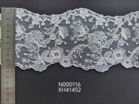 Tissu en dentelle tricotée brodée blanche, style rétro élégant, motif floral rose, bordure festonnée en maille, pour robes de mariée, sous-vêtements et accessoires vestimentaires