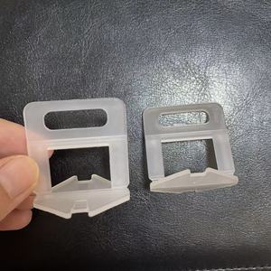 Nuevo listado <span class=keywords><strong>de</strong></span> <span class=keywords><strong>cuñas</strong></span> <span class=keywords><strong>pequeñas</strong></span> <span class=keywords><strong>de</strong></span> plástico para soporte <span class=keywords><strong>de</strong></span> azulejos, sistema <span class=keywords><strong>de</strong></span> nivelación <span class=keywords><strong>de</strong></span> azulejos, clips <span class=keywords><strong>de</strong></span> azulejo <span class=keywords><strong>de</strong></span> cuña para suelo - Product Image 5