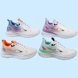 Chaussures de course légères et respirantes pour hommes, personnalisées, à la mode, avec semelles intermédiaires en EVA, pour la course sur sentier au printemps, en été et en automne - Product Image 1