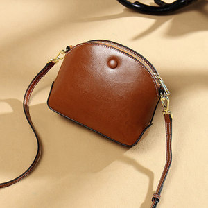 Top Grain Cowhide Gender Neutral Genuine Leather Bags Retro Women'S Bags Computer Bags <b>Backpacks</b> - Product Image 1