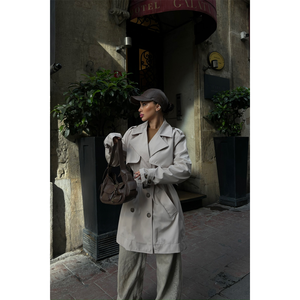 Gabardina Corta de Mujer Estilo Casual Tejida con Manga Larga y Protección Contra el Viento para Otoño - Product Image 4