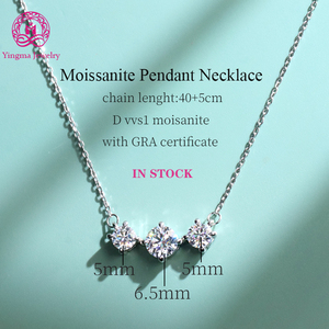 Collar con colgante de moissanita de <span class=keywords><strong>3</strong></span> piedras de corte brillante redondo elegante collar de moissanita de Plata de Ley 925 de alta calidad para regalos - Product Image 1