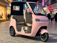 Véhicules électriques fermés avec une charge maximale de 400 kg, une vitesse maximale de 45 km/h, une puissance du moteur de 1,2 kW, adaptés aux trajets courts, nouvelle voiture