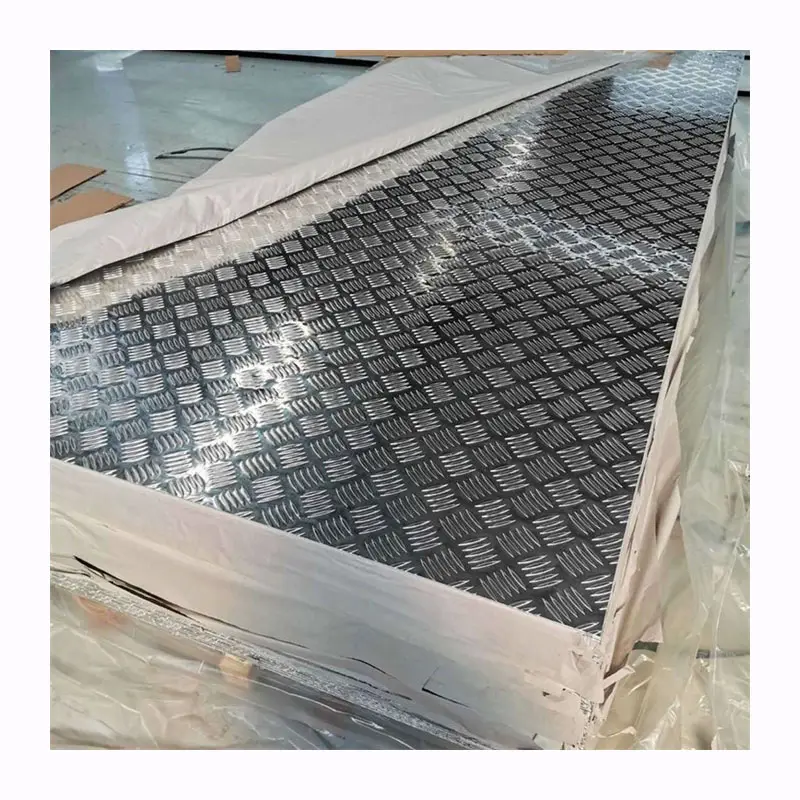 1060 3003 5052 Custom Aluminum Chequers Plates Checkered Tread Embossed Diamond Aluminum Alloy Plate