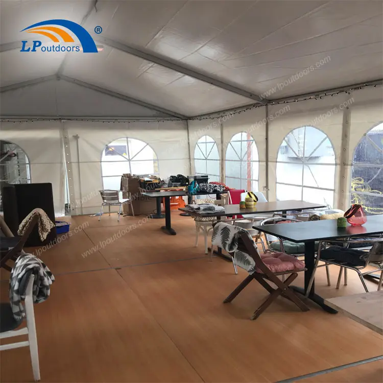 5X9M Aluminium Frame Marquee Tent Luxe Catering Tent Met Houten Vloer Voor Buiten Feest Evenement