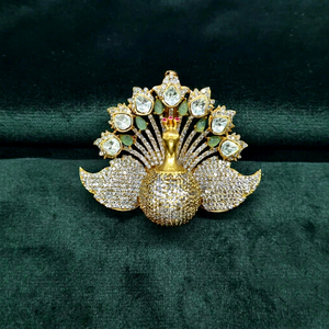 Broche de Pluma para Hombre 437 con Perla de Agua Dulce y Circonita Cúbica, Chapado en Latón e Imitación de Perla, Engaste de Garra, Ideal para Bodas y Fiestas - Product Image 1