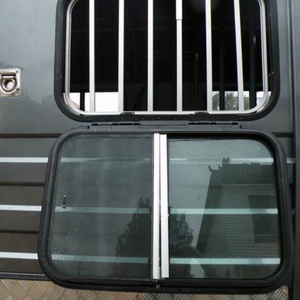 Semirremolque HERUI de triple eje con cuello de cisne, 2 ejes, frenos eléctricos, caja de carga inclinada para caballos, todo tipo de clima, 4T, 7745 mm - Product Image 6