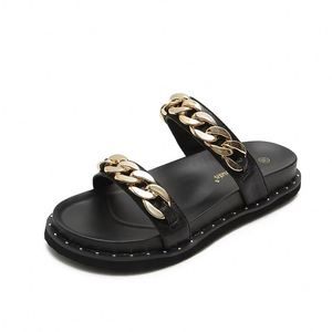 Sandales de plage d'été pour femmes, double bande, chaîne dorée, rivets, tongs rétro, grandes tailles - Product Image 5