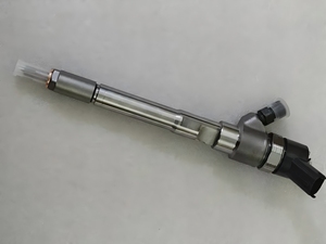 Inyector Common Rail 0445110270 0445110269, Boquilla de Inyección de Combustible Diésel 0445110270 0445110269 para Chevrolet Z 20 DM / Z 20 DMH - Product Image 4