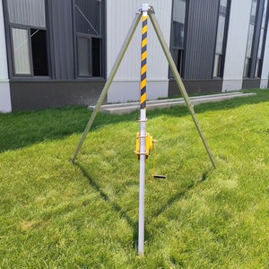 Treppiede di Salvataggio con Verricello per Spazi Confinati - Product Image 1