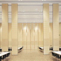 Cloisons mobiles sur roulettes en aluminium pour séparation de salles de classe scolaires