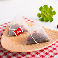 Thé noir aromatisé de qualité supérieure, thé à la rose, sachets de thé pyramidaux personnalisés, emballage en boîte