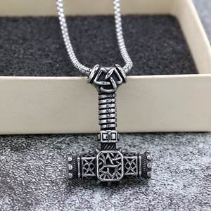 Colgante de martillo de Thor de acero inoxidable con temática vikinga para hombres y mujeres, regalo, joyería, collar de moda, amuleto - Product Image 4