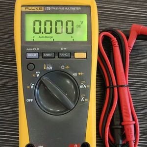 Multímetro digital Fluke 179 usado - Product Image 1