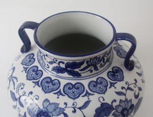 Jarrón de Decoración Moderna Europea para el Hogar, Cerámica de Jingdezhen Personalizada, Jarrón de Porcelana Azul y Blanca con Patrón Redondo y Gran Capacidad - Product Image 5